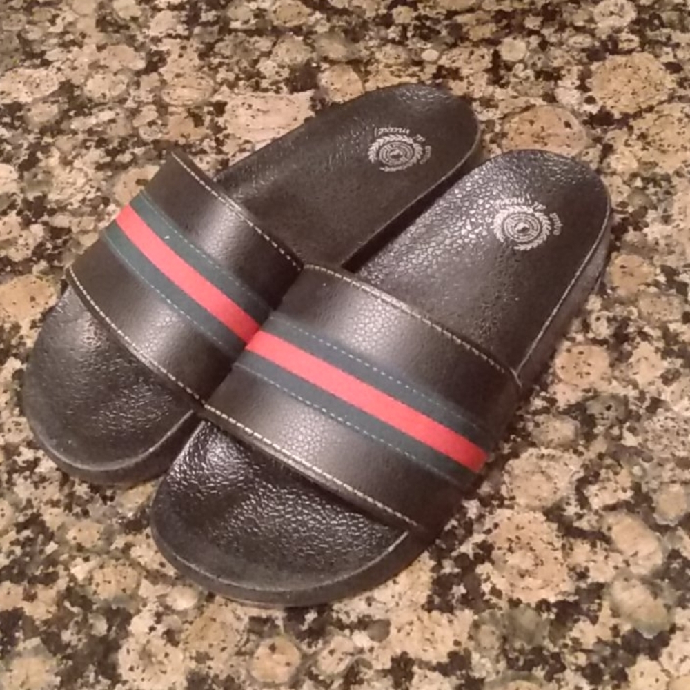 Shoes - Picture 2 of 8
